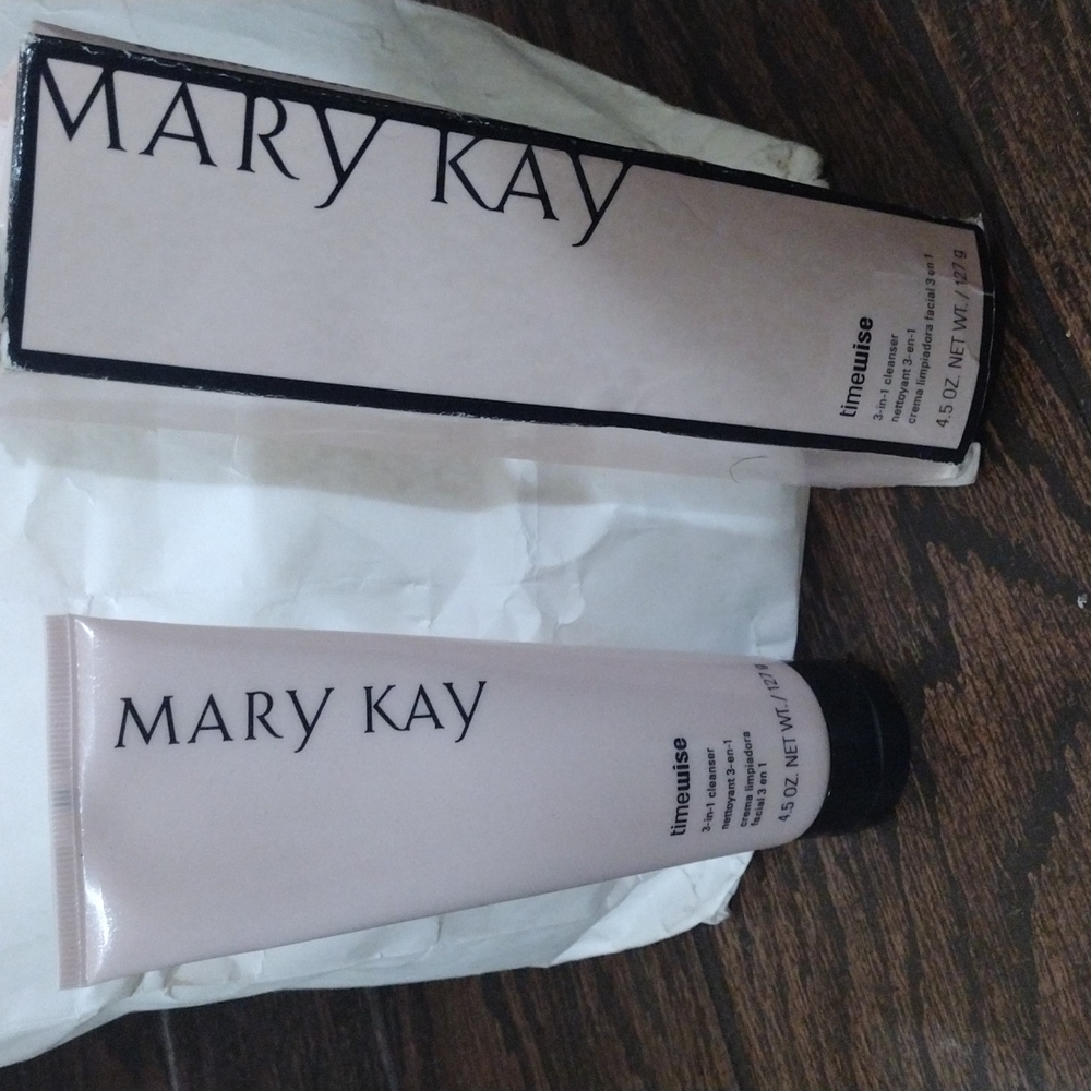 Mary Kay timewise 3-in-1 cleanser